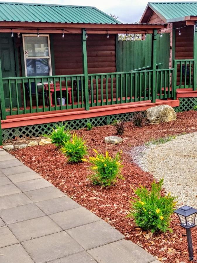 Top Of The Hill Rv Resort & Cabins Waring Εξωτερικό φωτογραφία