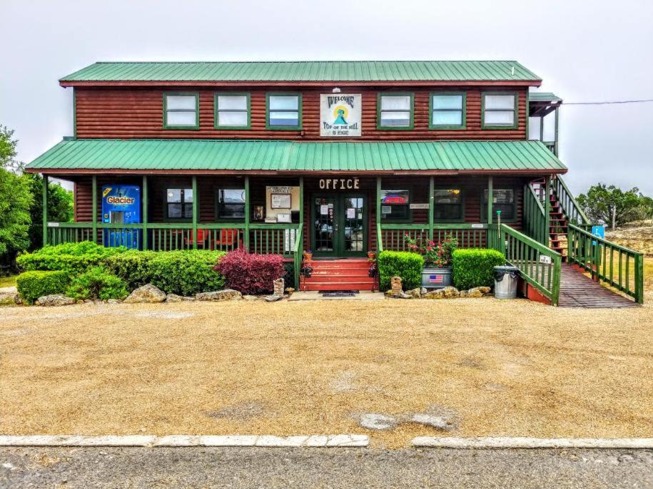 Top Of The Hill Rv Resort & Cabins Waring Εξωτερικό φωτογραφία